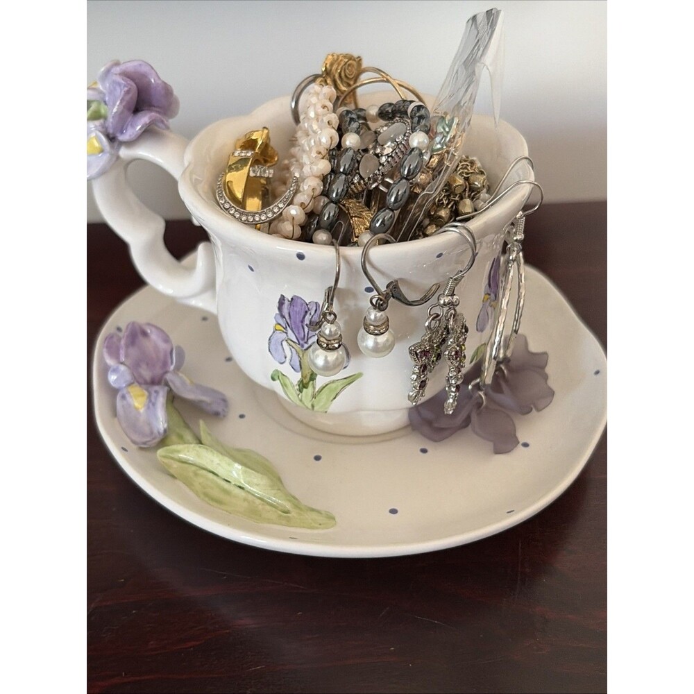 Mystery Jewelry jar in a vintage tea cup